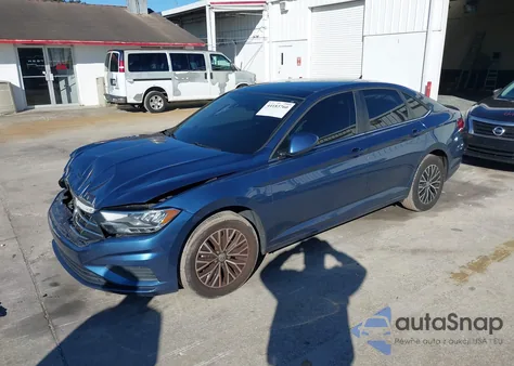 2021 Volkswagen Jetta 1.4T R-Line/1.4T S/1.4T Se z USA, uszkodzony, nr VIN 3VWC57BU1MM017218